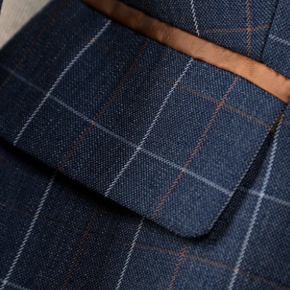 Oyster Bay Two Piece Suit Set - Picture 3 of 7